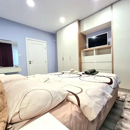 Alexandrovska - Super Centar Luxury Apartmán