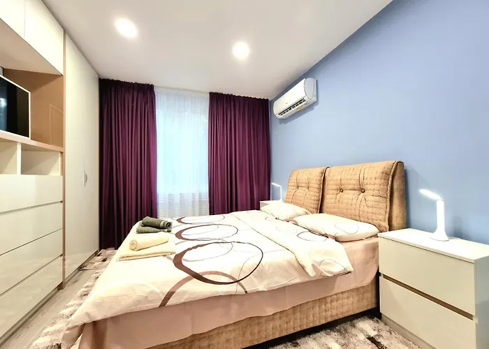 Alexandrovska - Super Centar Luxury Apartmán *